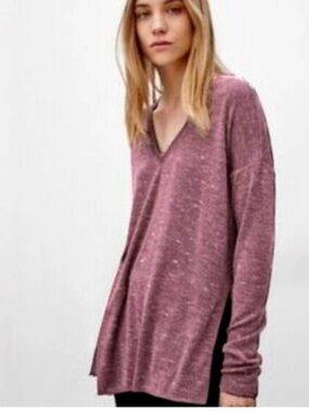 Aritzia Wilfred Sherbrooke Sweater V Neck Heathered Marled Berry Pink Sz L
